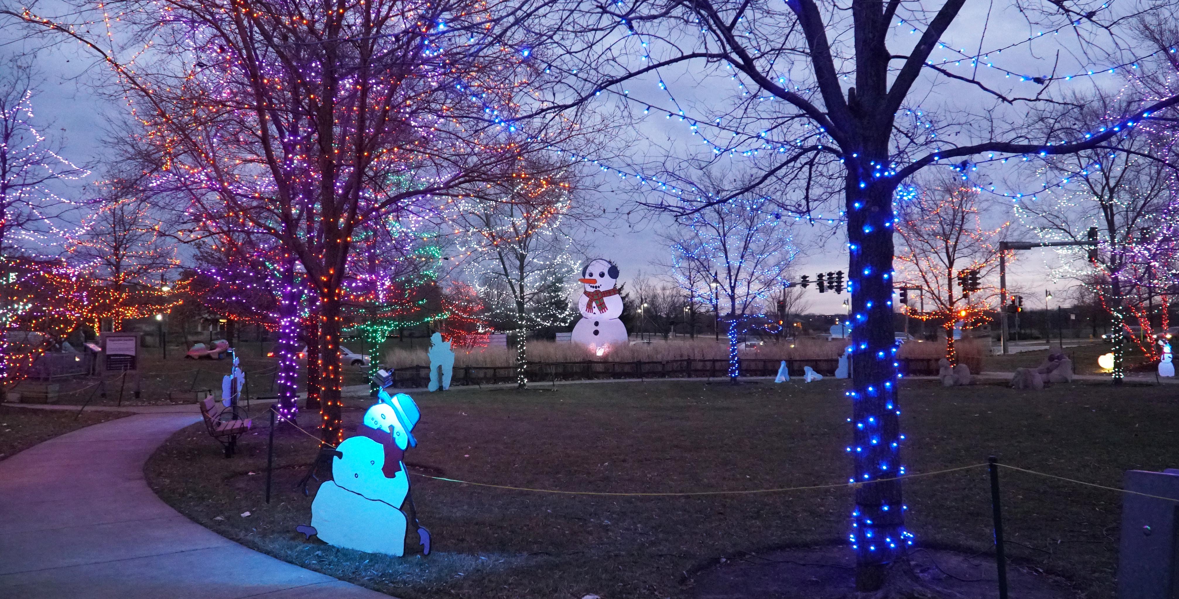 Flurry Days Snow People Parade and activities - Kohl Children's Museum