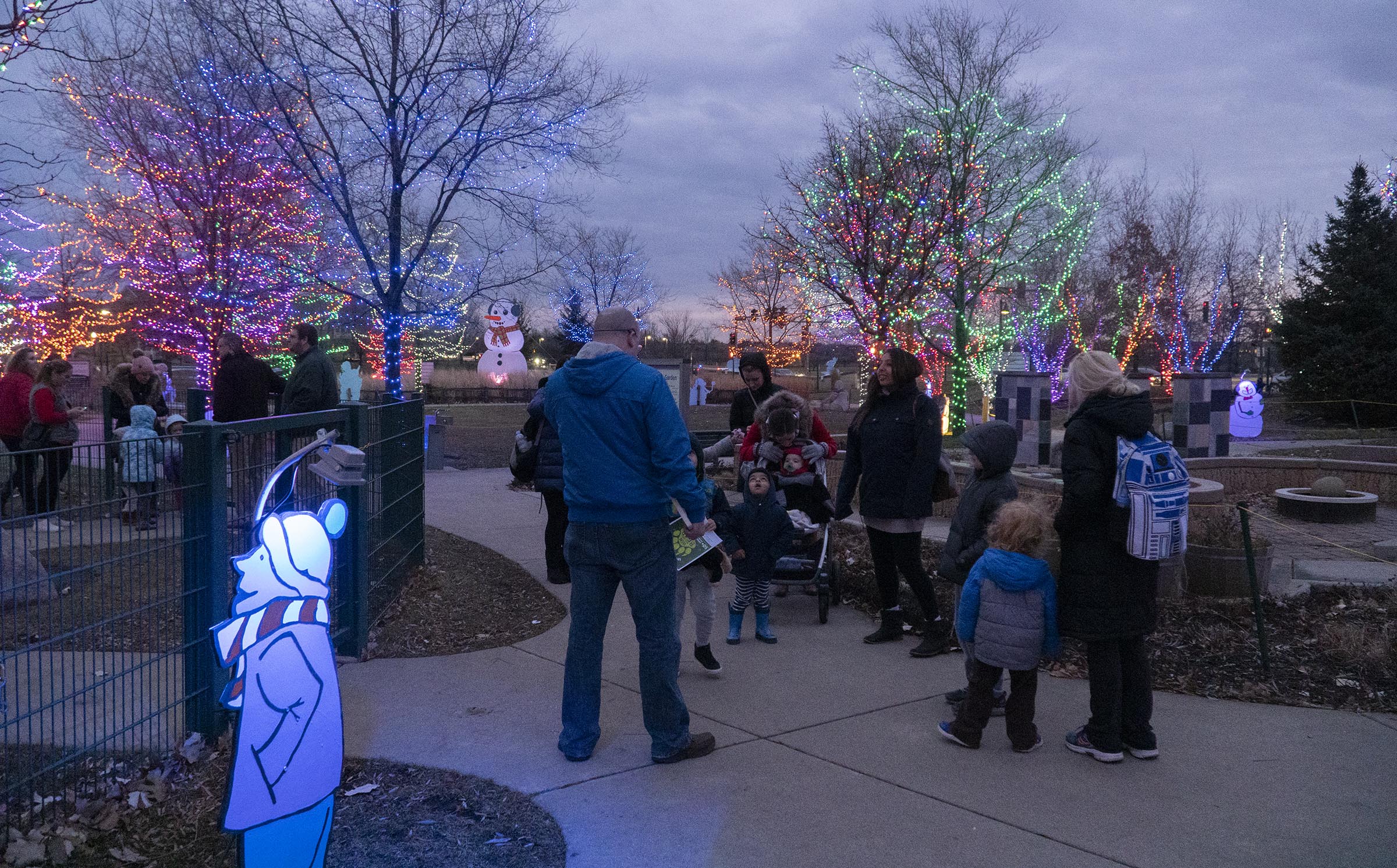 Flurry Days Snow People Parade and activities - Kohl Children's Museum