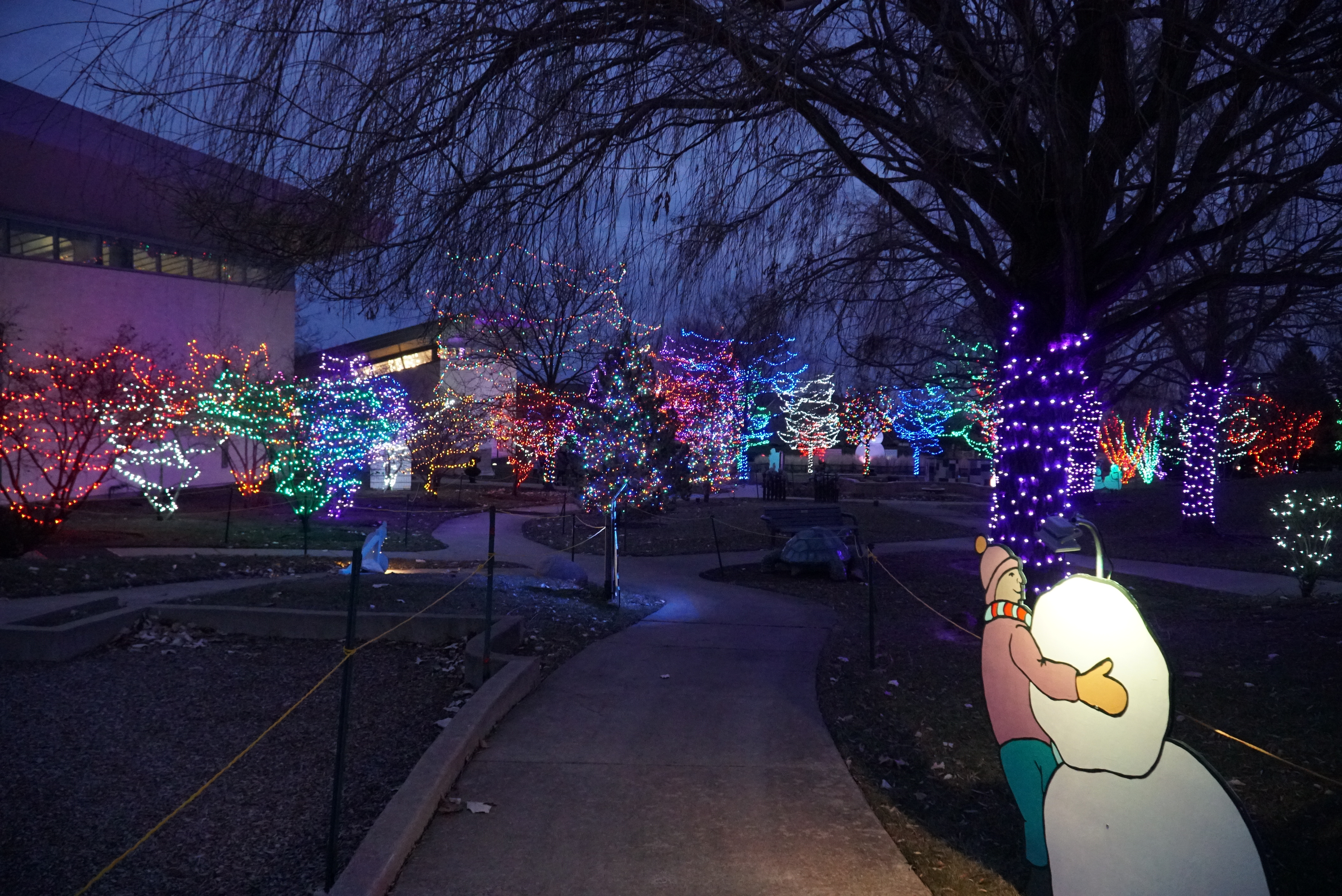 Flurry Days Snow People Parade and activities - Kohl Children's Museum