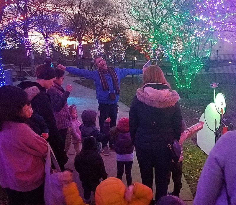 Flurry Days Snow People Parade and activities - Kohl Children's Museum