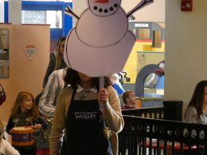 Flurry Days Snow People Parade and activities - Kohl Children's Museum